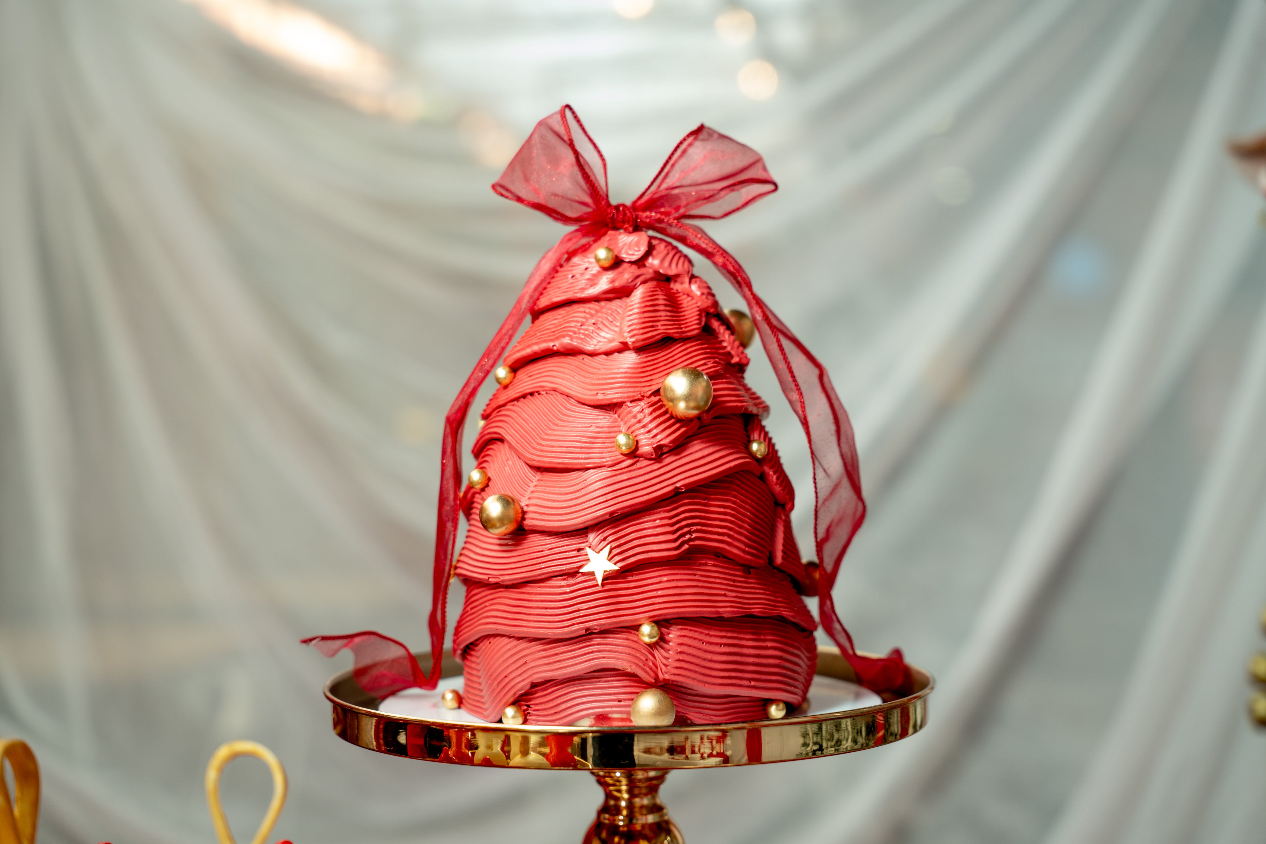 The Christmas Dome Cake
