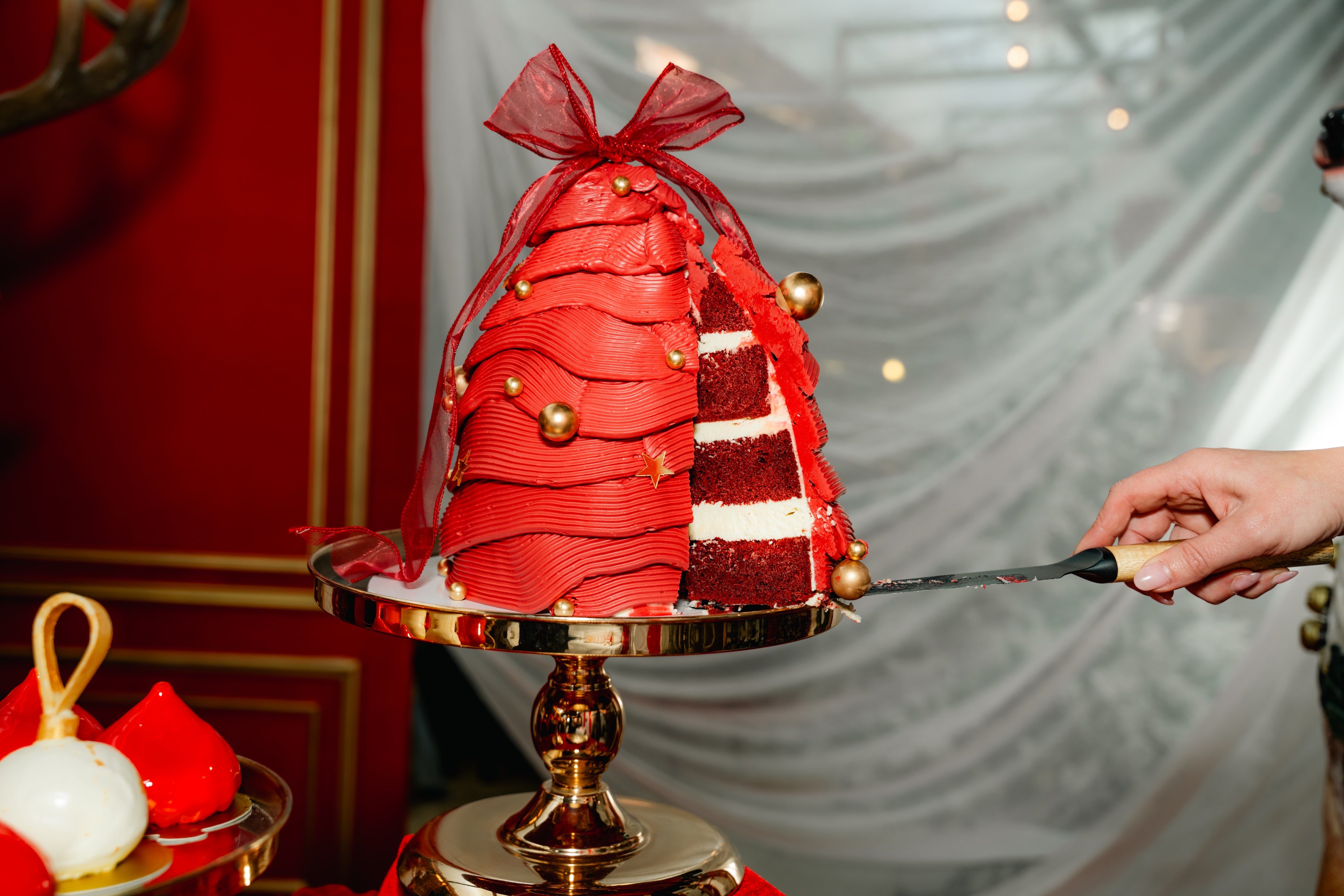 The Christmas Dome Cake