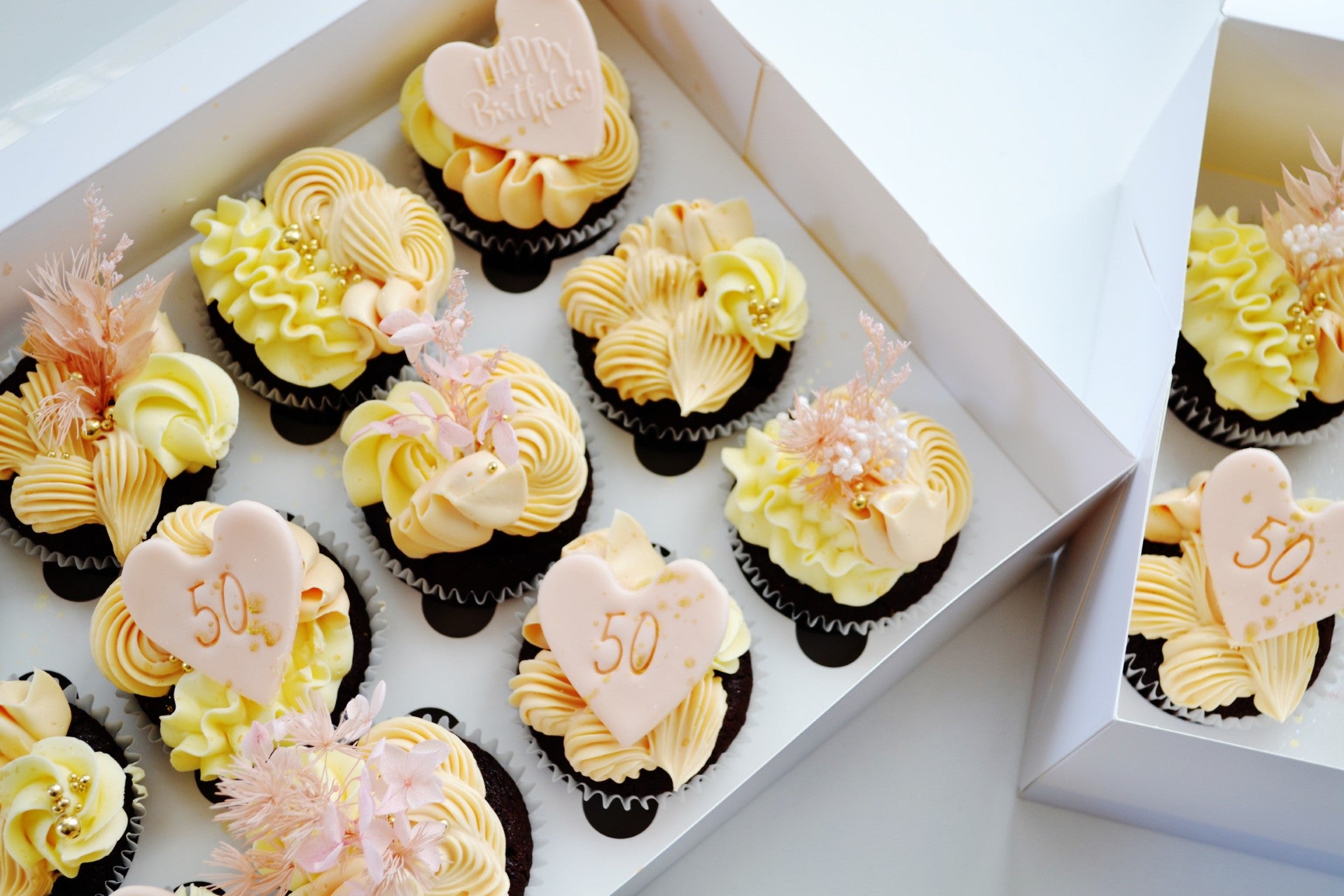 Cupcakes Luxe - PICKUP ONLY